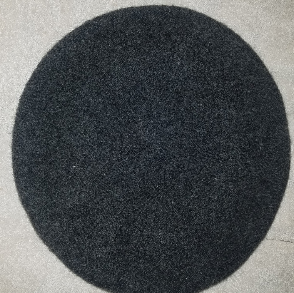 Dark Gray Wool Beret!